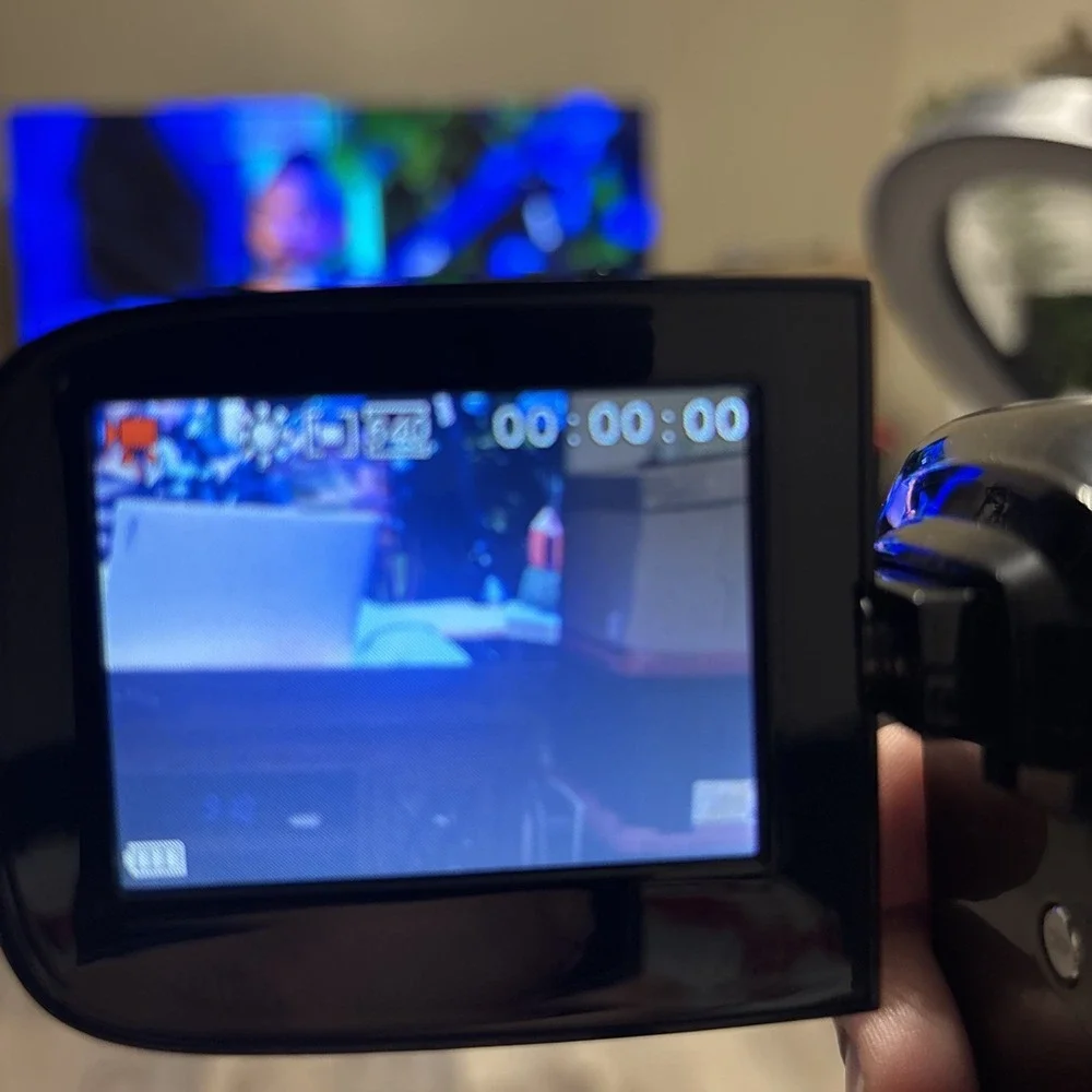 COBY SNAPP CAM4000 Digital Pocket Video Camcorder 3MP 2.4